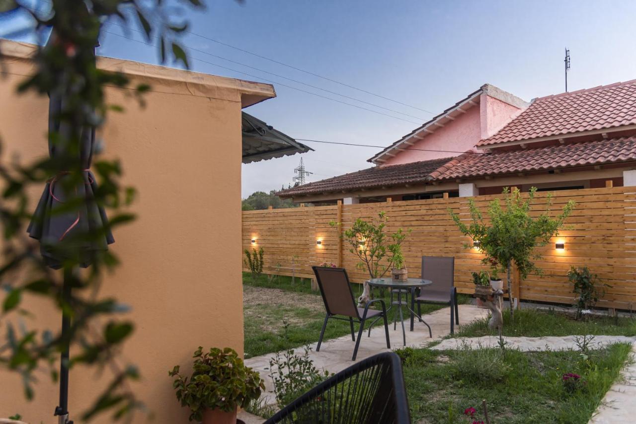 Burnelia Vacation House Lefkimmi  Zewnętrze zdjęcie